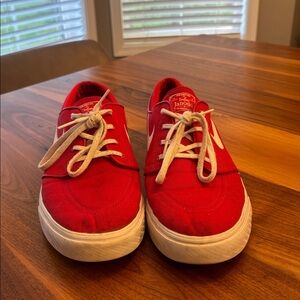Nike Zoom Stefan Janoski Canvas Skate Shoes University Red and White Size 11.5